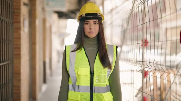 Young Hispanic Woman Architect Standing Arms Crossed Gesture Construction Site — Wideo stockowe