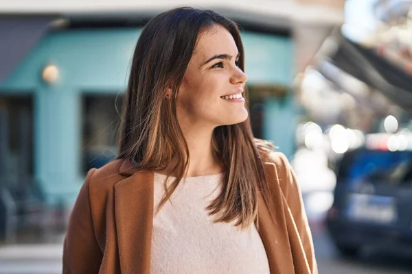 Young Beautiful Hispanic Woman Smiling Confident Looking Side Street —  Fotos de Stock