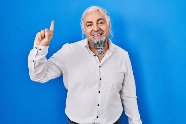 Middle Age Man Grey Hair Standing Blue Background Showing Pointing — Φωτογραφία Αρχείου