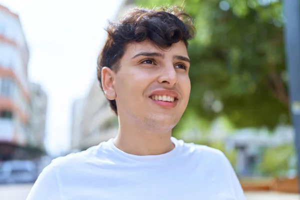 Non Binary Man Smiling Confident Looking Side Park — Foto Stock
