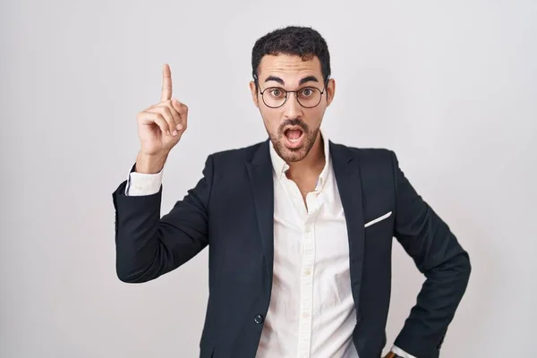 Handsome Business Hispanic Man Standing White Background Pointing Finger Successful — Stock Photo, Image