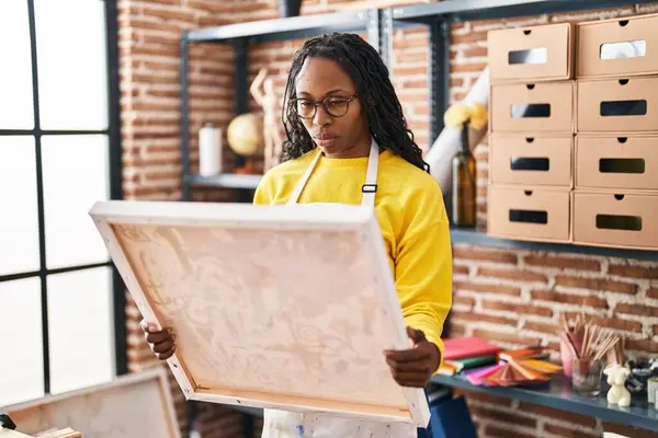 African Woman Looking Painter Canvas Skeptic Nervous Frowning Upset Because — Stock Photo, Image