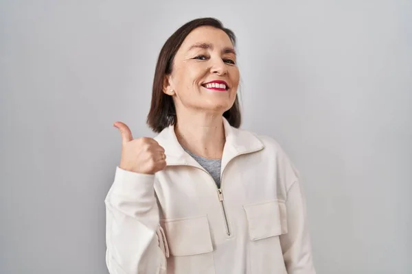 Middle Age Hispanic Woman Standing Isolated Background Doing Happy Thumbs — Φωτογραφία Αρχείου