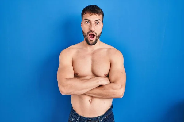 Handsome Hispanic Man Standing Shirtless Afraid Shocked Surprise Expression Fear — Stock Photo, Image