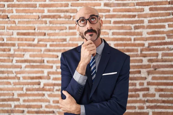 Bald Man Beard Wearing Business Clothes Glasses Hand Chin Thinking — Stock Photo, Image