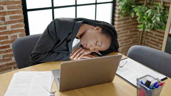 African American Woman Business Worker Sleeping Table Office — Stock Photo, Image