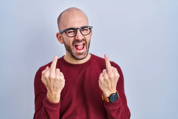 Young Bald Man Beard Standing White Background Wearing Glasses Showing — Stockfoto