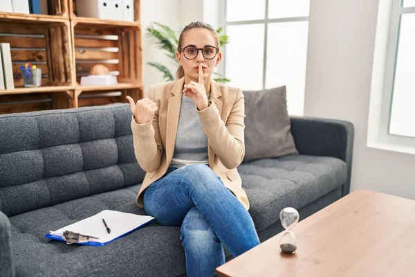 Young Woman Working Consultation Office Asking Quiet Finger Lips Pointing — Stock Photo, Image