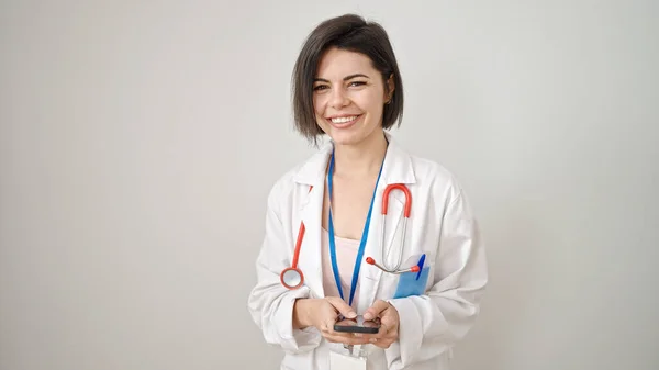 Young Caucasian Woman Doctor Smiling Confident Using Smartphone Isolated White — Stock Photo, Image
