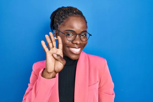 Beautiful Black Woman Standing Blue Background Showing Pointing Fingers Number — Stockfoto