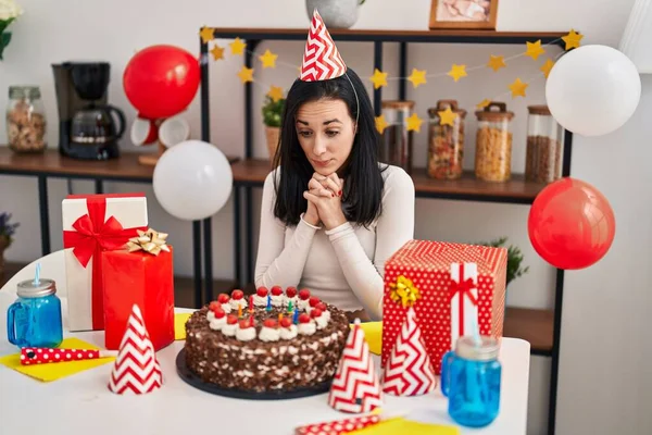 Young Caucasian Woman Celebrating Birthday Sitting Table Home — Foto de Stock