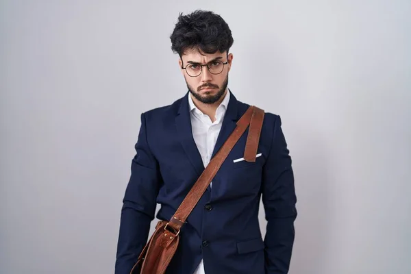 Hispanics Mann Mit Bart Trägt Businesskleidung Skeptisch Und Nervös Und — Stockfoto