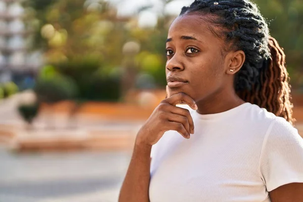 African American Woman Standing Doubt Expression Street — Foto Stock