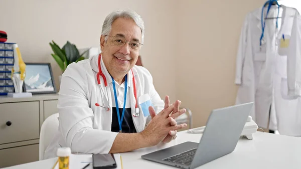 Middle Age Man Grey Hair Doctor Using Laptop Working Clinic — Stock Photo, Image