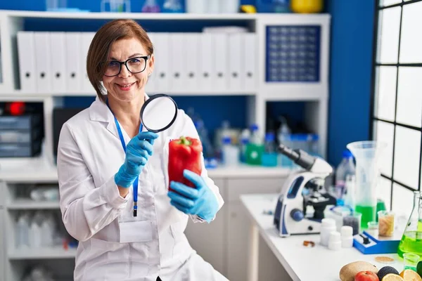 Middle Age Woman Scientist Looking Pepper Loupe Laboratory — Stock Photo, Image