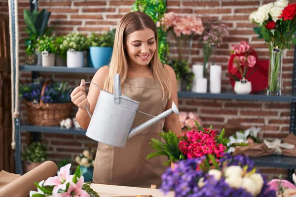 Young Beautiful Hispanic Woman Florist Watering Plant Florist — Stock Photo, Image