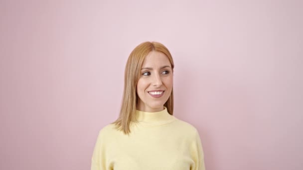 Young Blonde Woman Standing Surprise Expression Isolated Pink Background — Video
