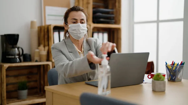 Middle Age Hispanic Woman Business Worker Wearing Medical Mask Using — Stock Photo, Image