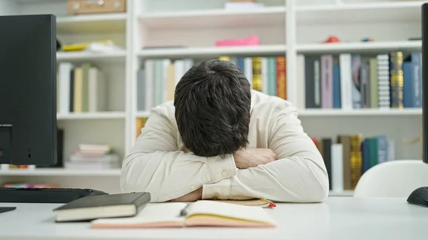 Young Hispanic Man Student Sleeping Desk Library University — Stock Photo, Image