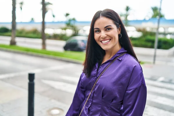 Young Beautiful Hispanic Woman Smiling Confident Standing Street — Stock Photo, Image