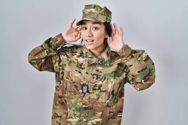 Young South Asian Woman Wearing Camouflage Army Uniform Trying Hear — Stock Photo, Image