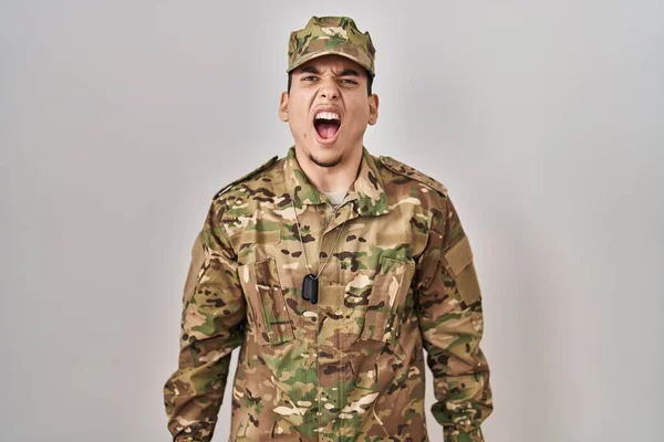 Joven Árabe Vestido Con Camuflaje Uniforme Del Ejército Enojado Loco — Foto de Stock