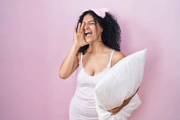 Hispanic Woman Curly Hair Wearing Sleep Mask Pajama Holding Pillow — Stock Photo, Image