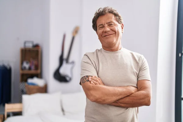 Middle Age Man Smiling Confident Standing Arms Crossed Gesture Bedroom — Photo