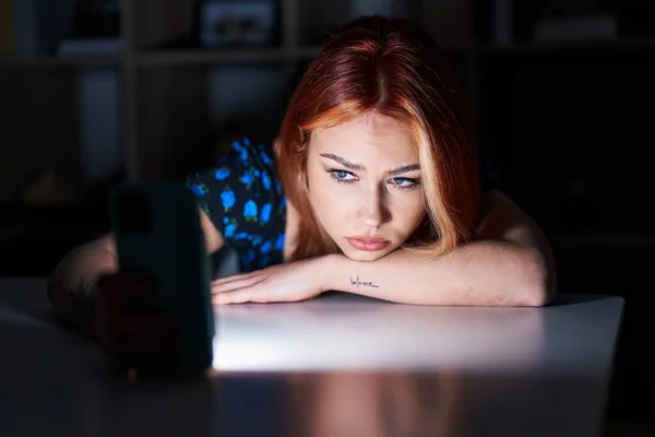 Young Caucasian Woman Using Smartphone Sadness Expression Home — Stock Photo, Image