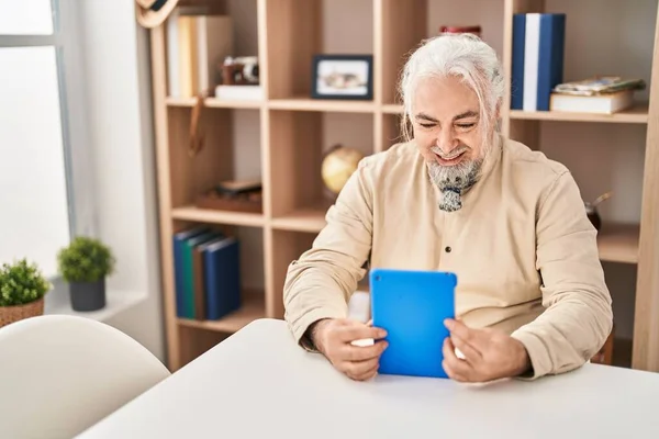 Middle Age Grey Haired Man Using Touchpad Sitting Table Home — Foto Stock