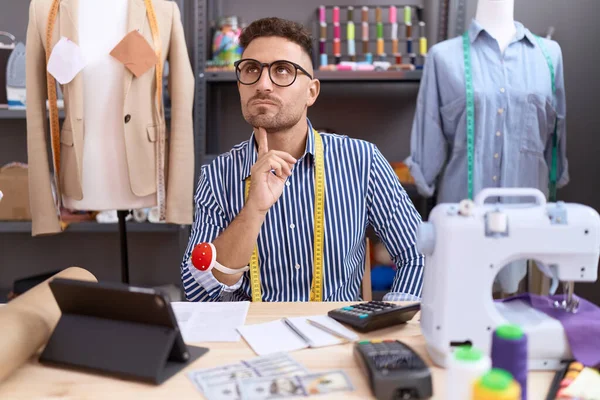 Hispanic Man Beard Dressmaker Designer Working Atelier Thinking Concentrated Doubt — Stock Photo, Image