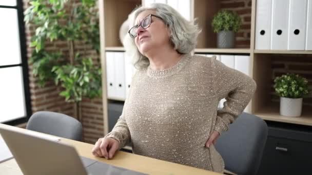 Middle Age Woman Grey Hair Business Worker Suffering Backache Office — Stock video