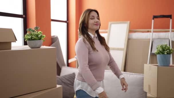 Young Beautiful Hispanic Woman Smiling Confident Standing Arms Crossed Gesture — Stockvideo