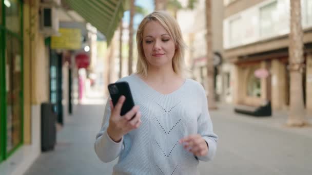 Young Blonde Woman Smiling Confident Making Selfie Smartphone Street — Vídeo de Stock