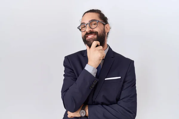Hispanic Man Beard Wearing Suit Tie Looking Confident Camera Smiling — Stock Photo, Image