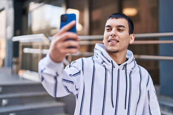 Young Man Smiling Confident Making Selfie Smartphone Street — Zdjęcie stockowe