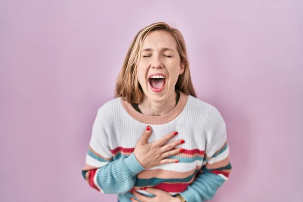 Young Blonde Woman Standing Pink Background Smiling Laughing Hard Out —  Fotos de Stock