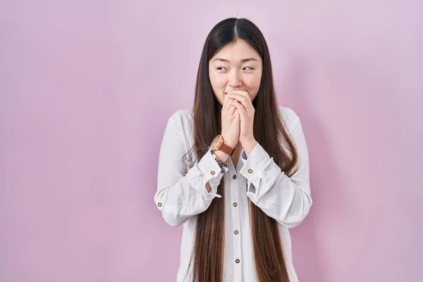 Chinese Young Woman Standing Pink Background Laughing Nervous Excited Hands —  Fotos de Stock