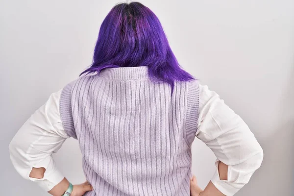 Size Woman Wit Purple Hair Standing White Background Standing Backward — Fotografia de Stock