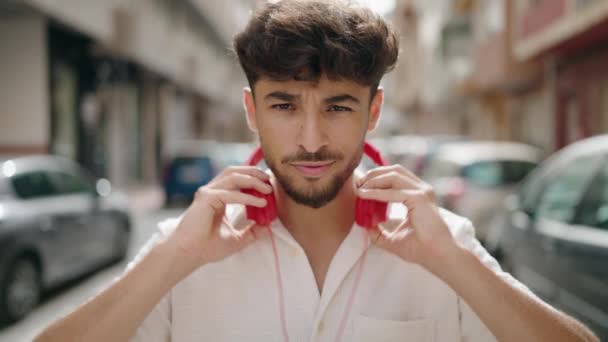 Young Arab Man Listening Music Dancing Street — Stock videók
