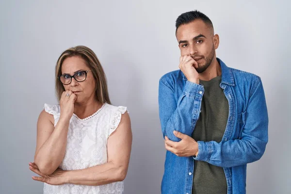 Hispanic Mother Son Standing Together Looking Stressed Nervous Hands Mouth — Stock Photo, Image