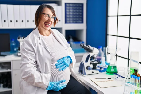Pregnant Woman Working Scientist Laboratory Winking Looking Camera Sexy Expression — Stock Photo, Image