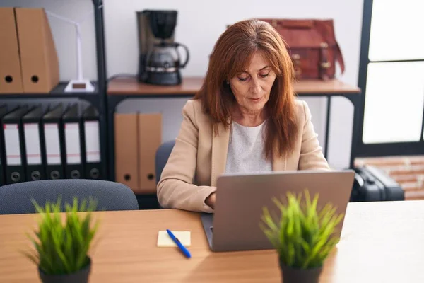 Middle Age Woman Business Worker Using Laptop Working Office — Stock Fotó