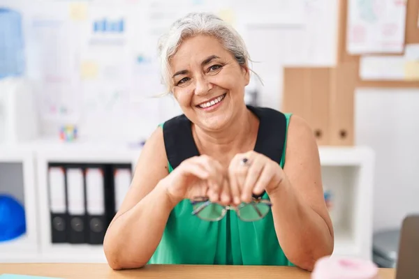 Middle Age Grey Haired Woman Business Worker Smiling Confident Sitting — Stock Photo, Image