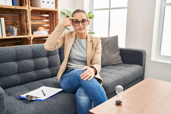 Young Woman Working Consultation Office Pointing Unhappy Pimple Forehead Ugly — Stock Photo, Image