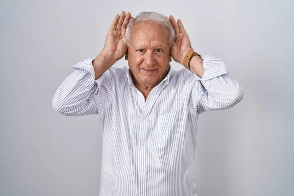 Senior Man Grey Hair Standing Isolated Background Doing Bunny Ears — Foto de Stock