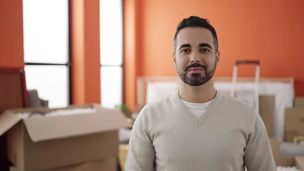 Young Hispanic Man Smiling Confident Standing New Home — ストック写真