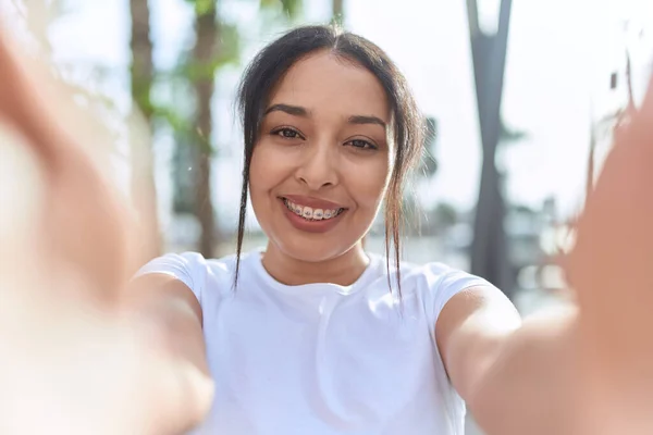 Young Arab Woman Smiling Confident Making Selfie Camera Street — Foto de Stock