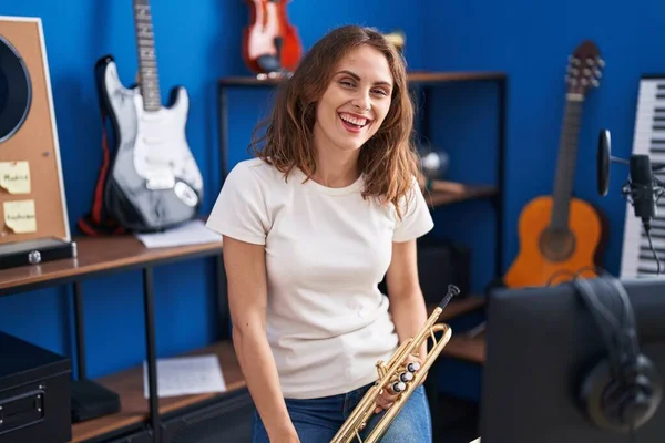 Young Woman Musician Smiling Confident Holding Trumpet Music Studio — 图库照片