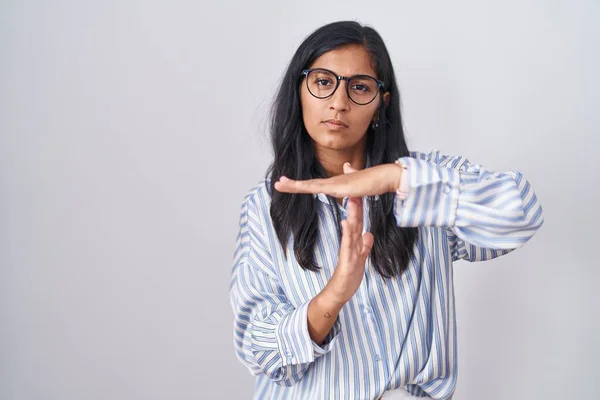 Young Hispanic Woman Wearing Glasses Doing Time Out Gesture Hands — Stock Photo, Image